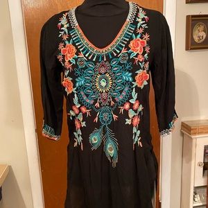 - Johnny Was Embroidered tunic extra small